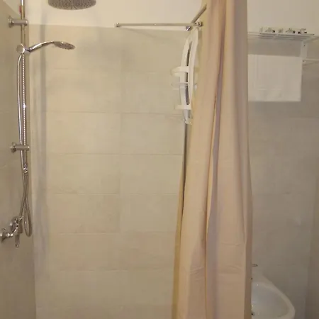 Bnb Ranco 3*